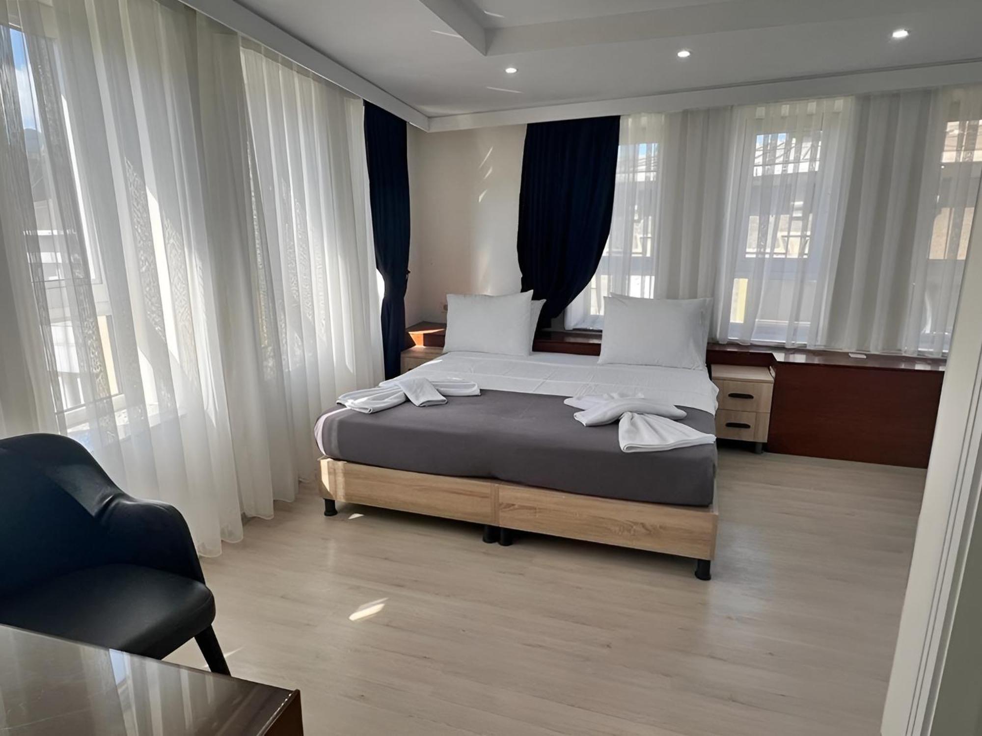 Genoa Port Hotel Стамбул Экстерьер фото
